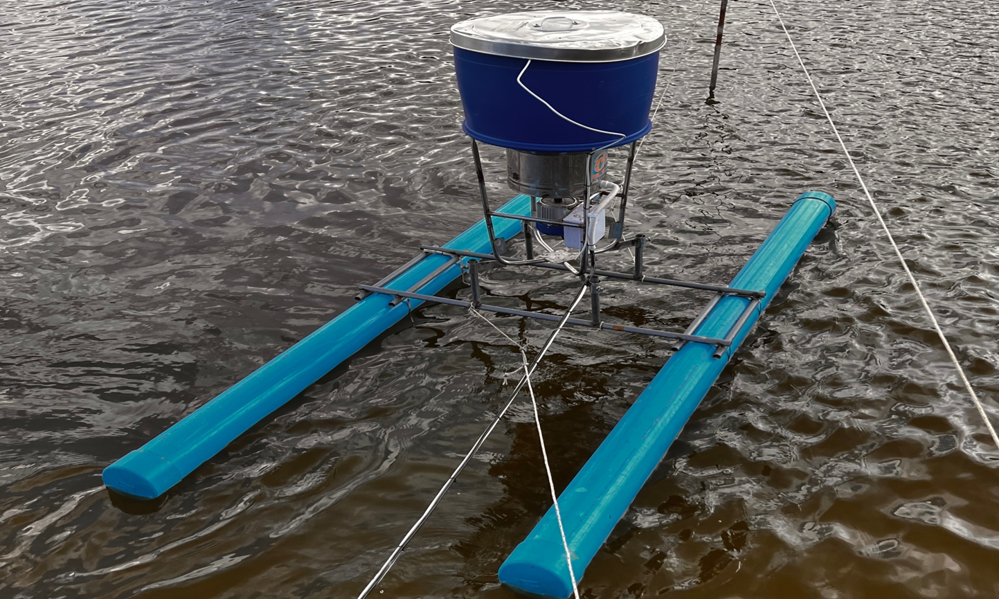 solar power shrimp feeding machine